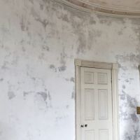 Lime plaster cracked walls repaired